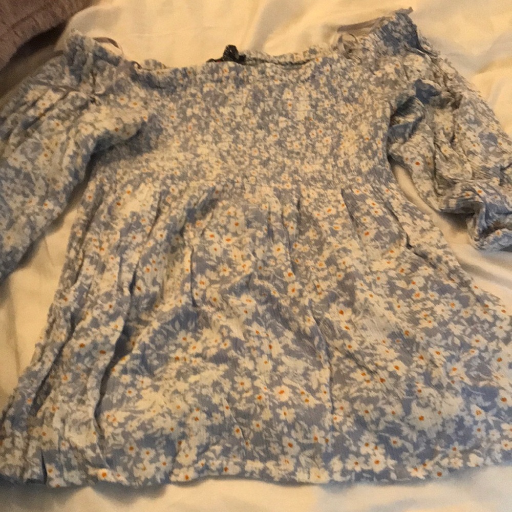 Floral top of shoulder